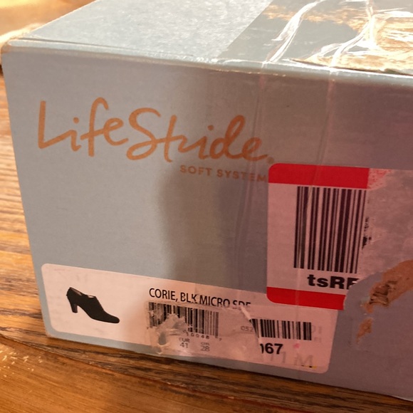 Life Stride Women's Corie Ankle Boot Size 11 M - Picture 11 of 11